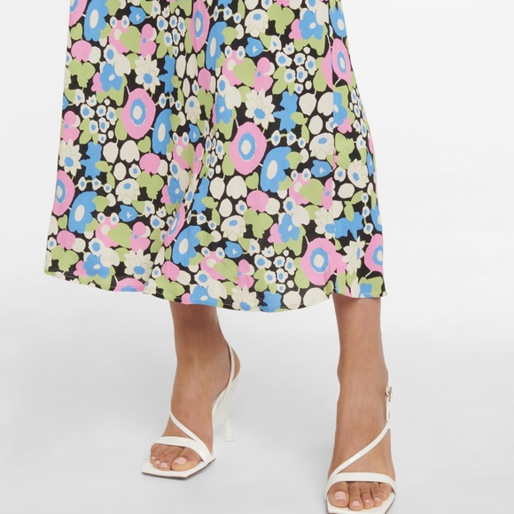 RIXO Maeve floral-print crepe maxi dress - Picture 8 of 8